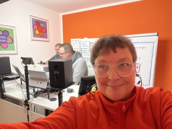 Unser Black Friday ist pink-orange, 20 Jahre EK-Rabatt, neues Studio, Power-Sessions